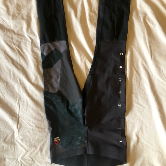 Tights - Picture 2 of 3